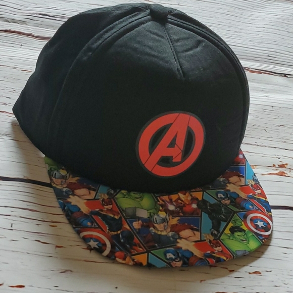 Marvel Other - 🆕️ MARVEL AVENGERS BLACK BASEBALL CAP 🧢